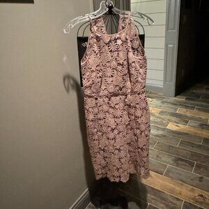 White House Black Market original for that special occasion this summer!  Size 0